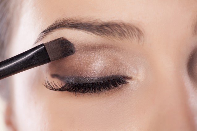 Eyeshadow kecokelatan
